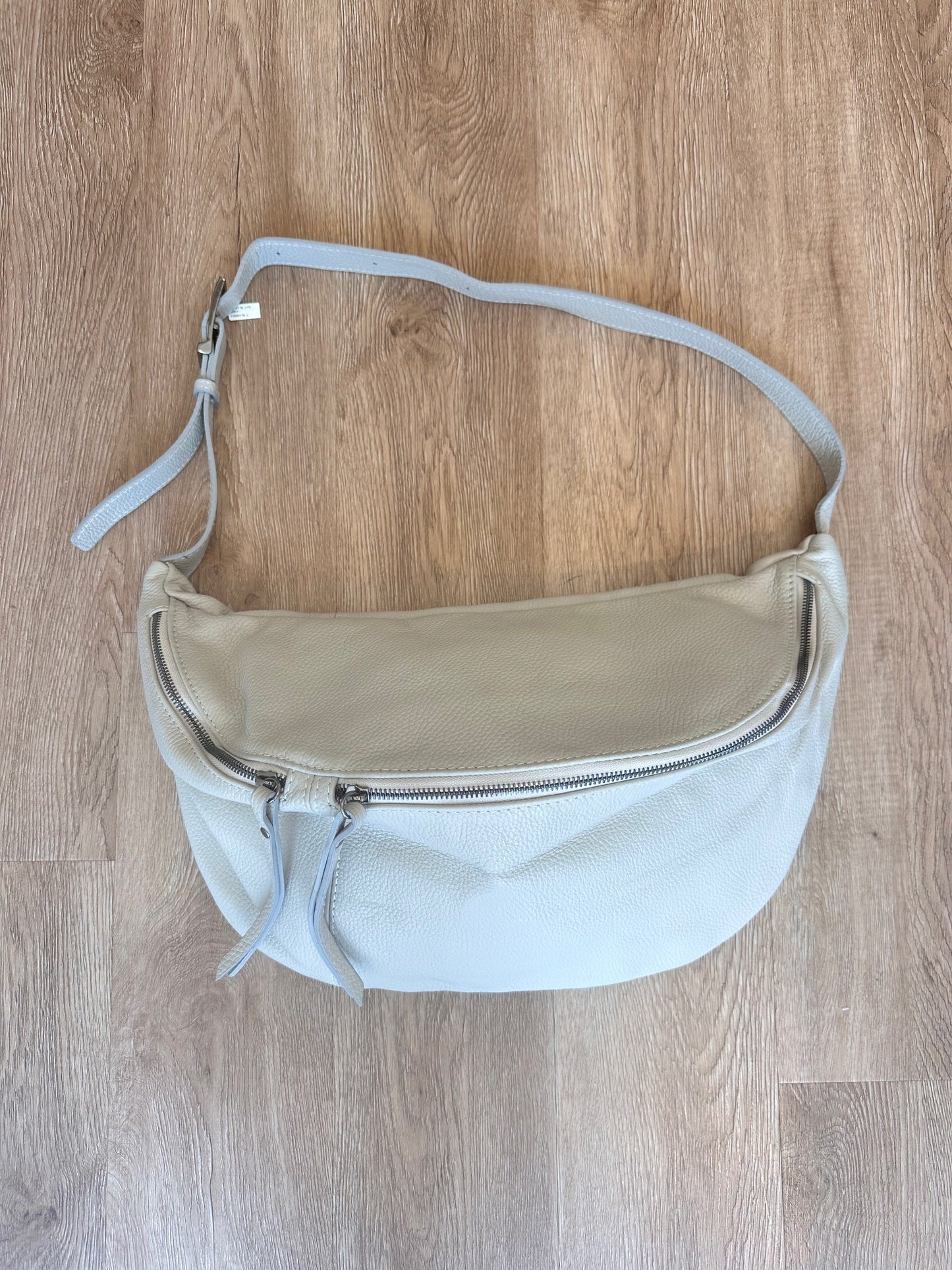 Fanny XL Cross body Genuine leather Bag