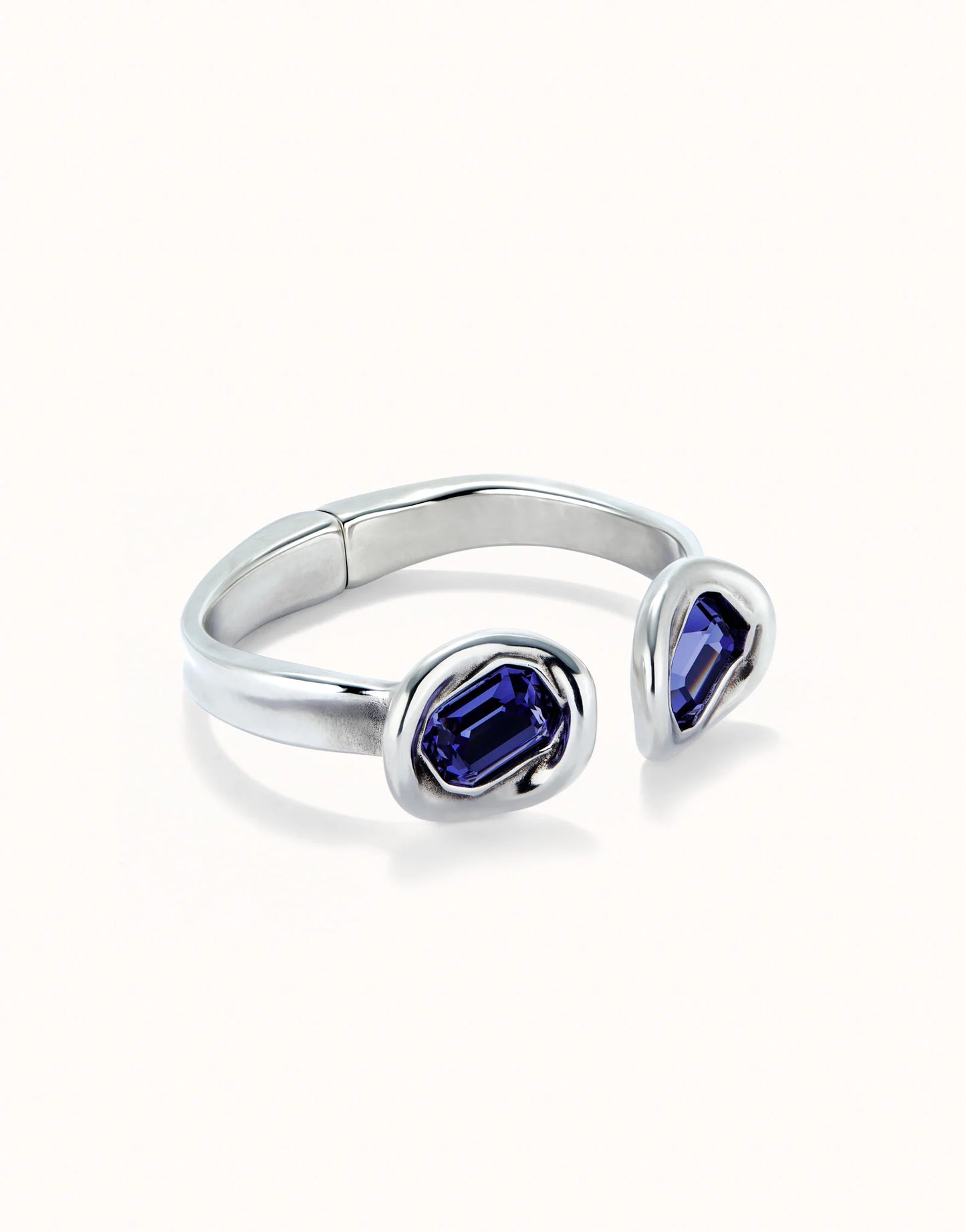 Bangle bracelet with two purple crystals-Uno De 50
