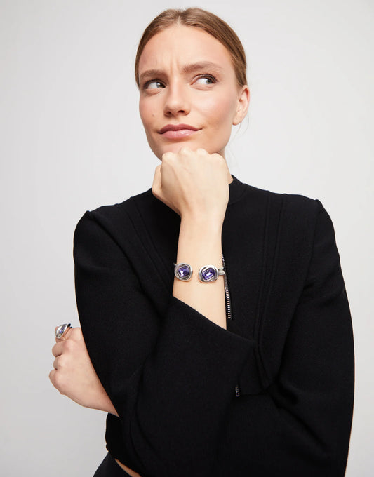 Bangle bracelet with two purple crystals-Uno De 50