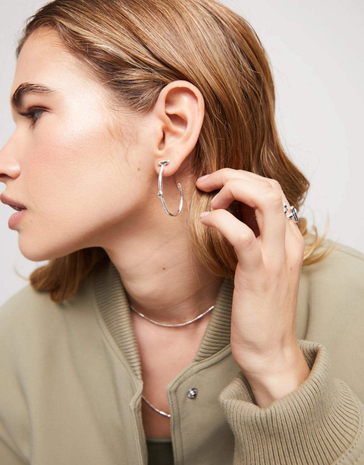 Hoop earrings with white topaz-Uno De 50