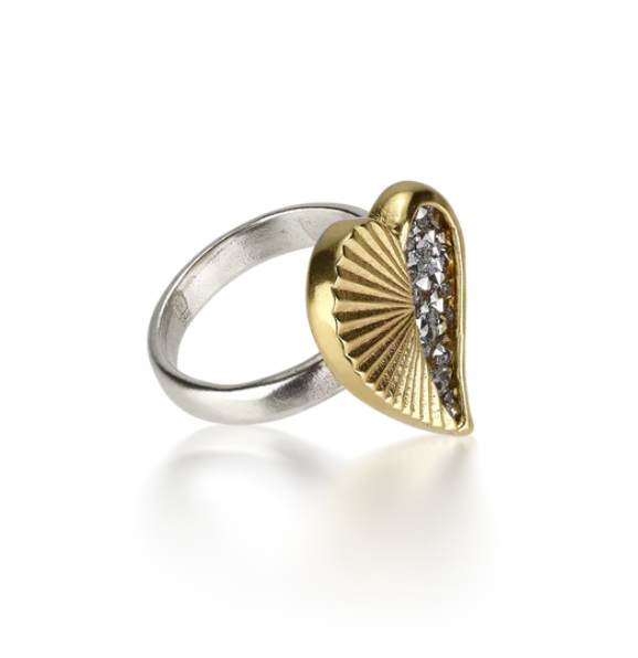 Poetic Heart - Kristal Heartstar Ring (Size 8)