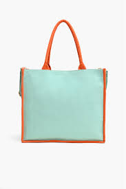 Carribean Vacay Tote Bag- America and Beyond